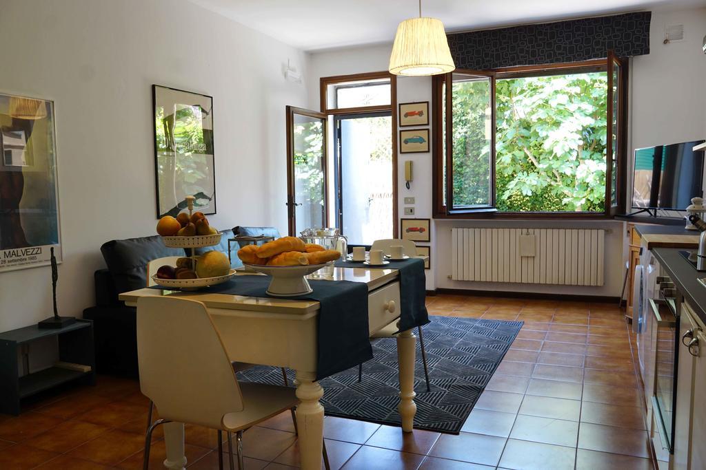La Maisonette Et Son Jardin เวนิส ภายนอก รูปภาพ